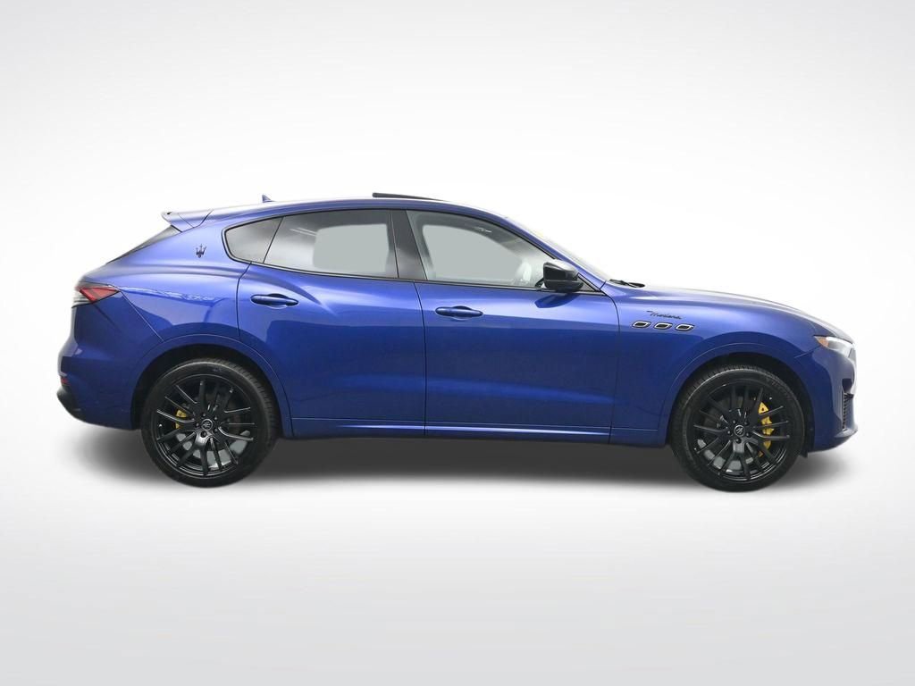 Used 2023 Maserati Levante Modena image 4