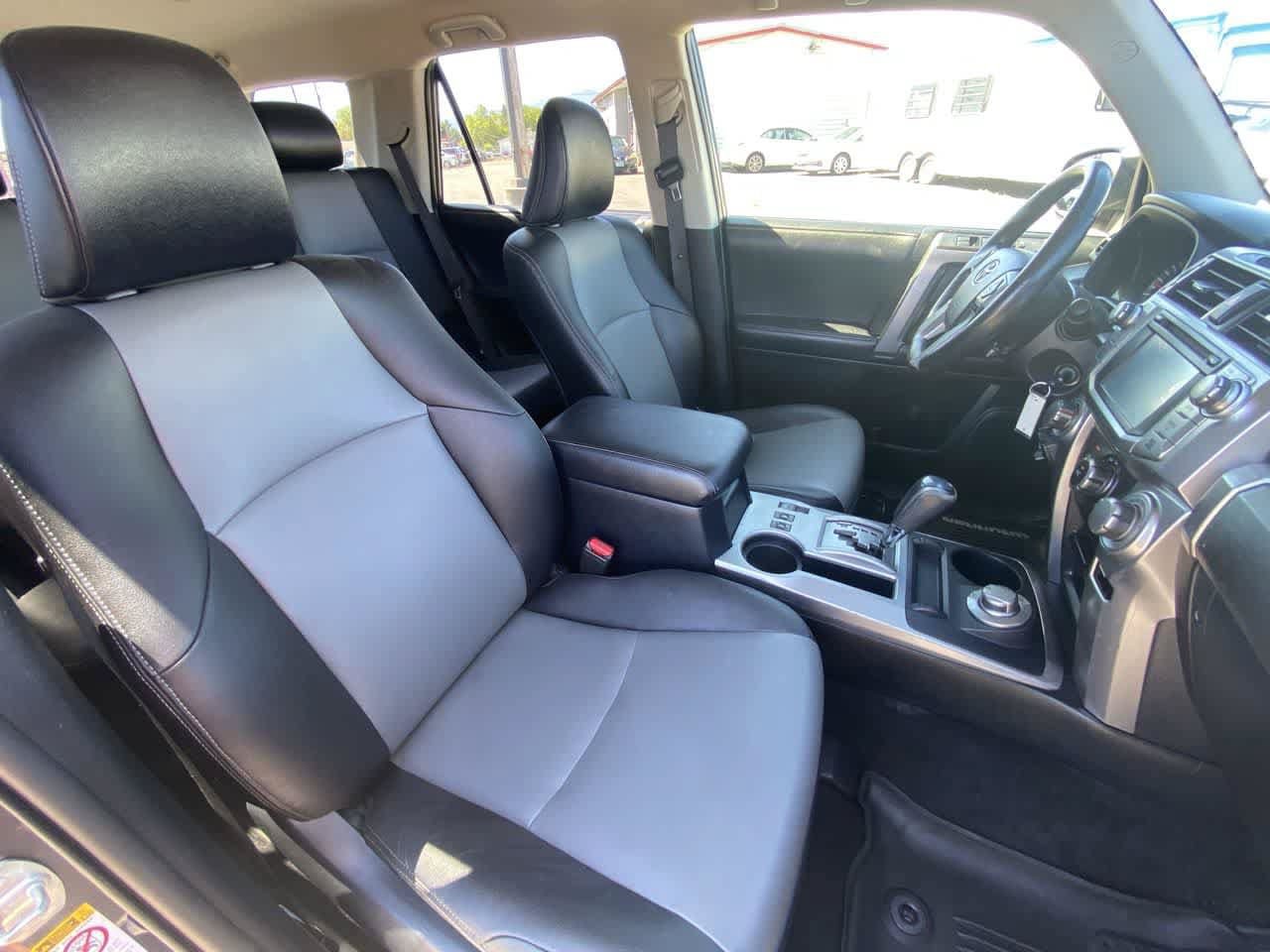 Used 2018 Toyota 4Runner SR5 Premium AWD/4WD image 24