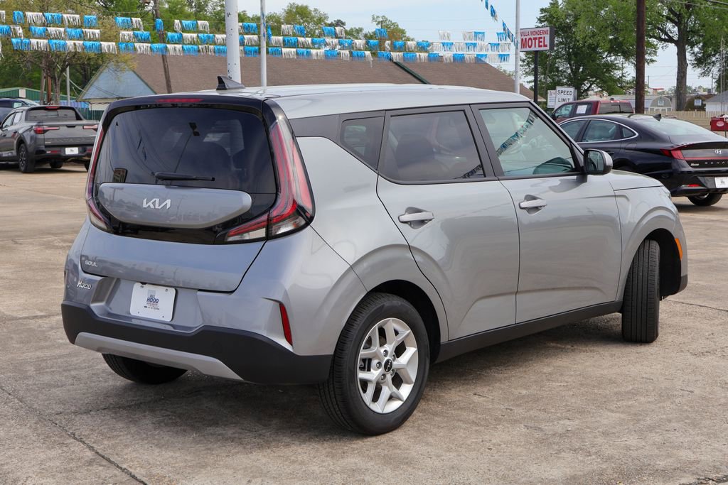 Used 2025 Kia Soul LX w/ LX Technology Package image 19