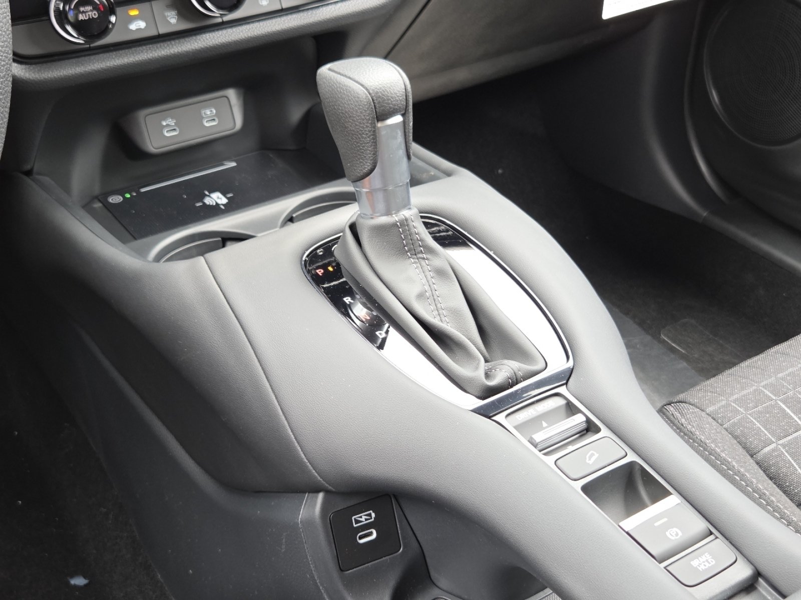 New 2027 Honda HR-V LX image 31