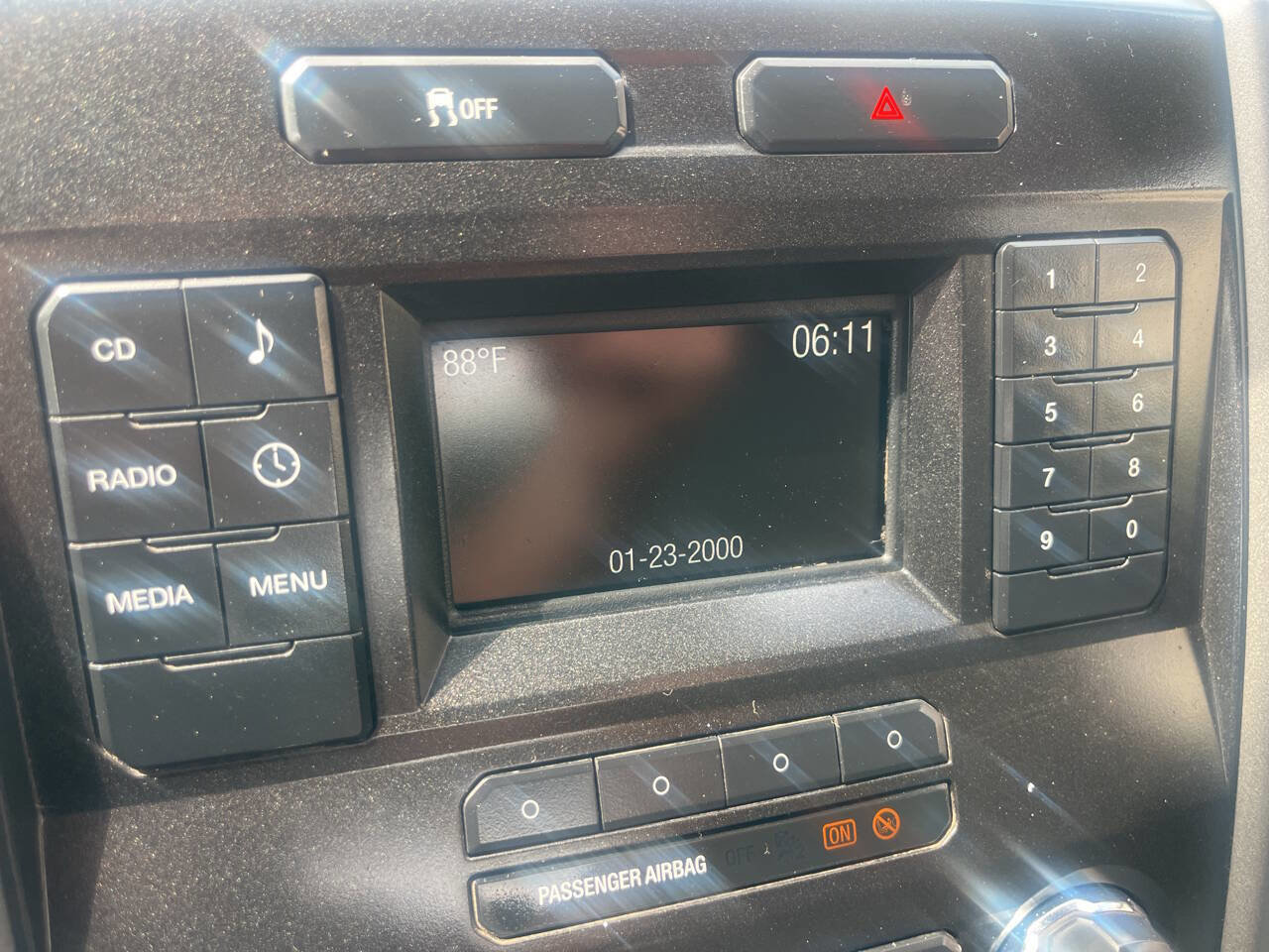 Used 2017 Ford F250 XL w/ Power Equipment Group image 26