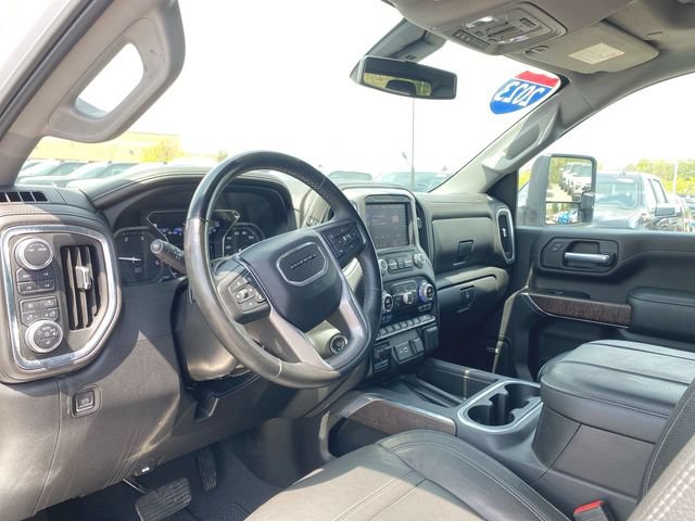 Used 2023 GMC Sierra 3500 Denali AWD/4WD image 10