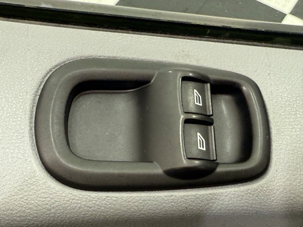 Used 2019 Ford Transit 350 XLT image 21