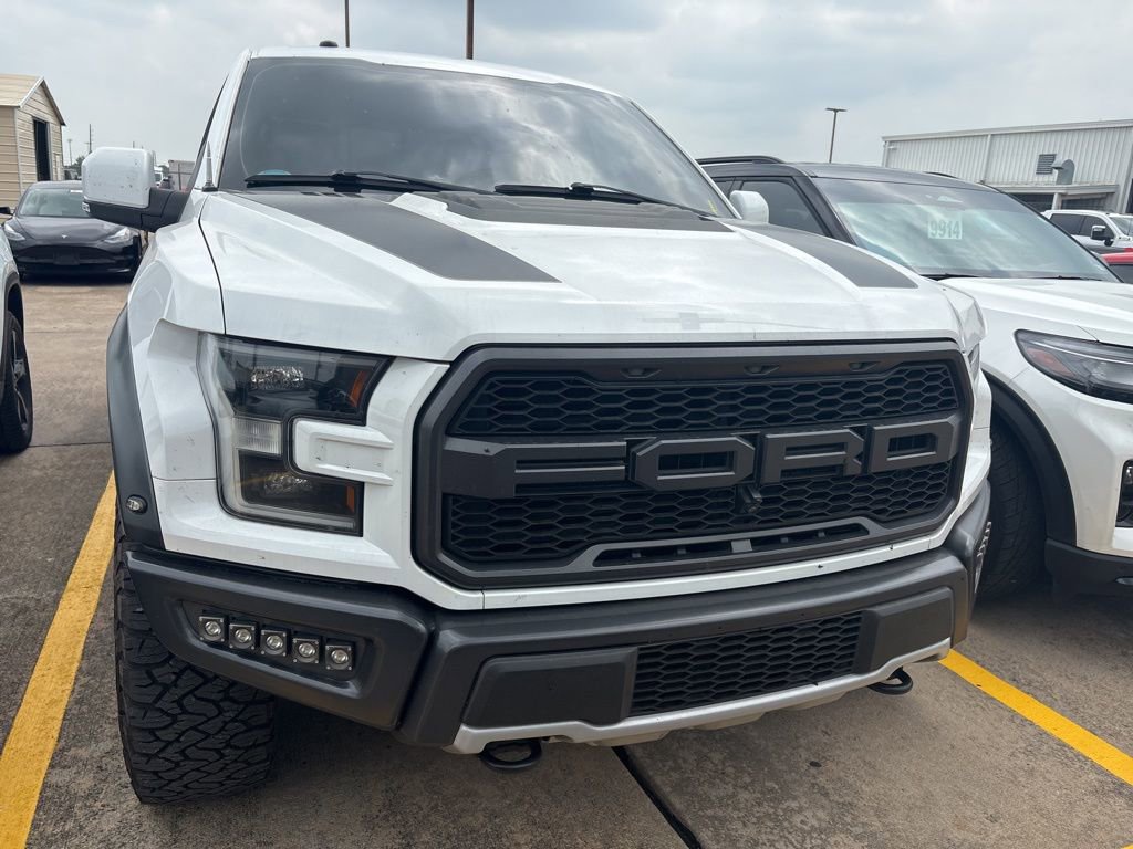 Used 2018 Ford F150 Raptor w/ Equipment Group 802A Luxury AWD/4WD image 10