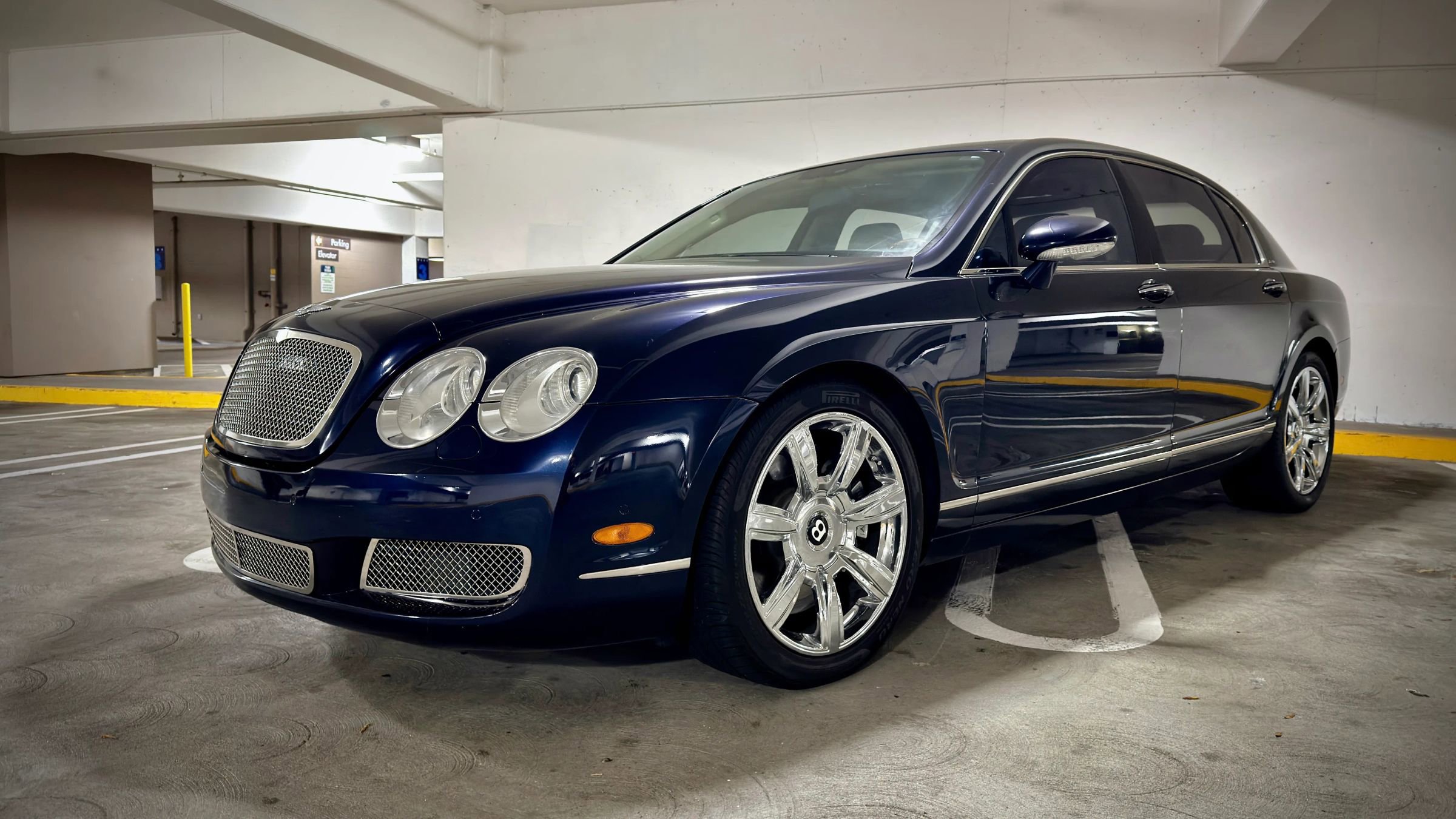Used 2007 Bentley Flying Spur Flying Spur image 3