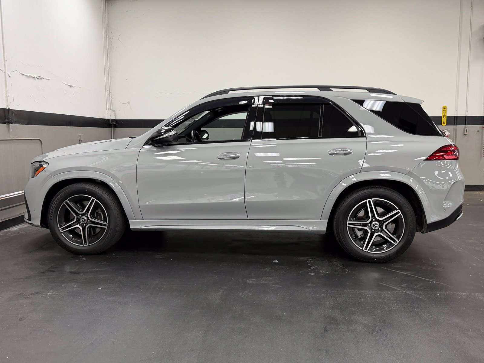 Used 2024 Mercedes-Benz GLE 450 4MATIC image 9