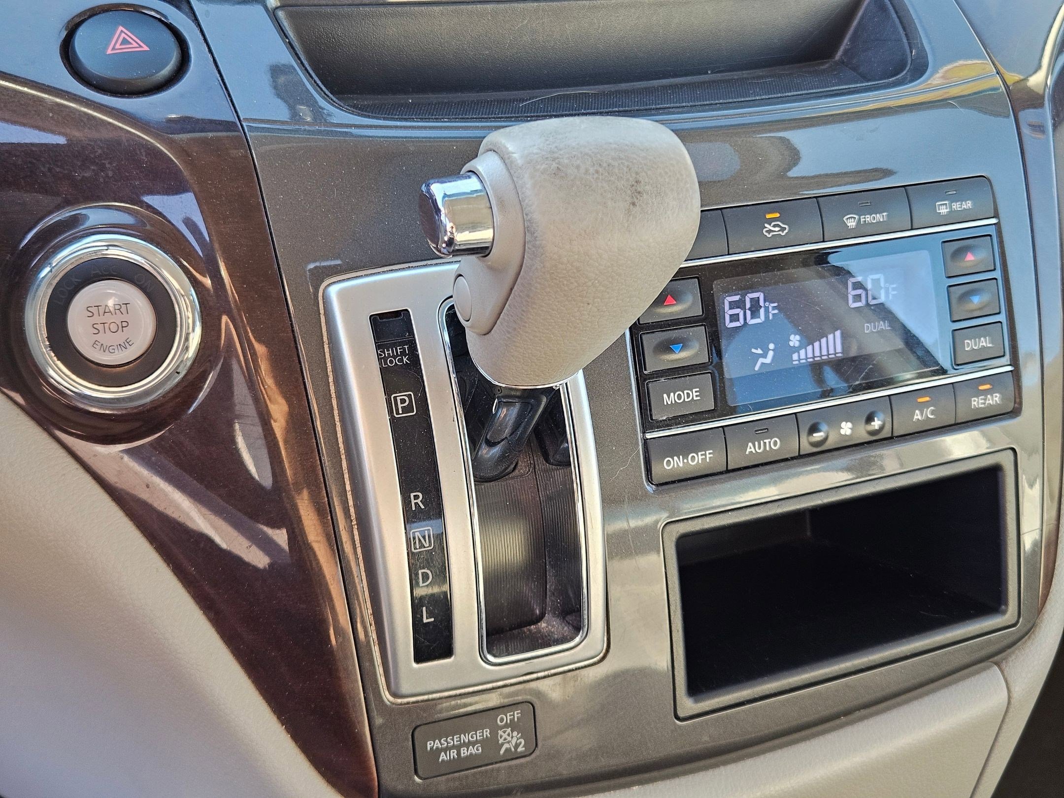 Used 2017 Nissan Quest SV image 25