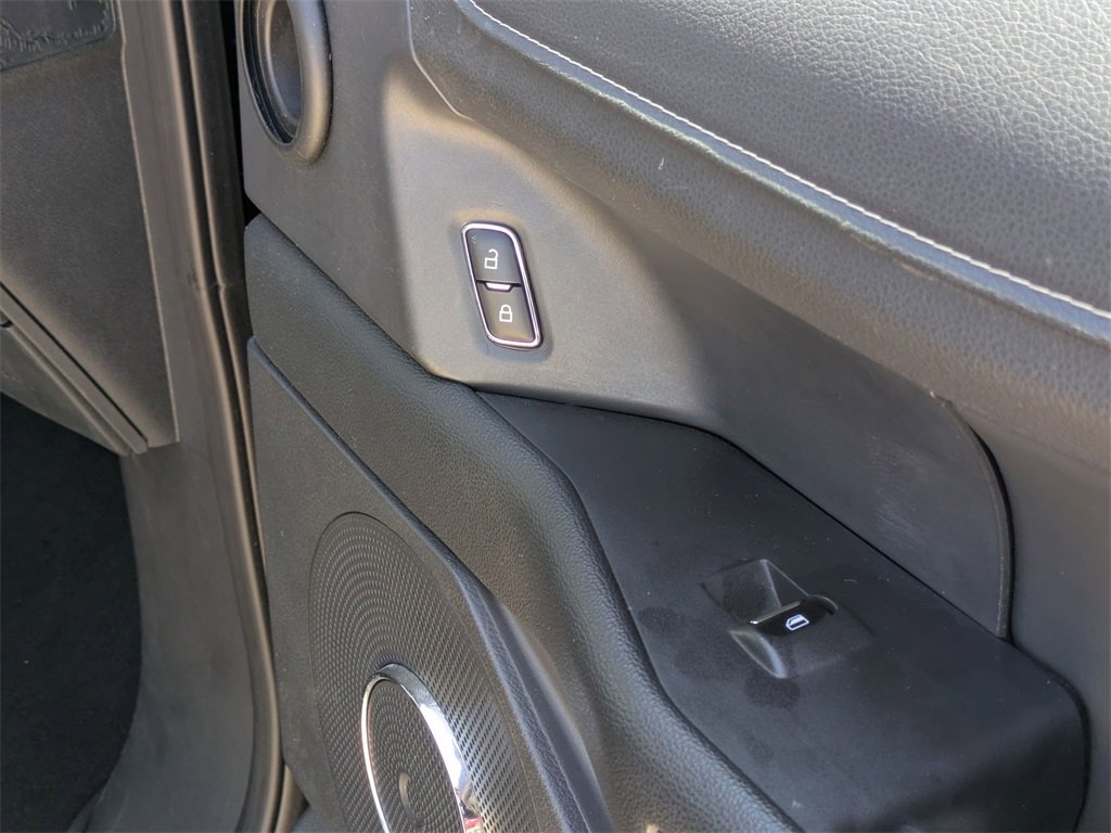 Used 2023 Ford Expedition XLT image 31