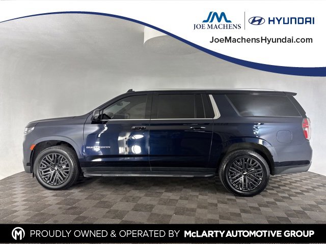 Used 2023 Chevrolet Suburban LT w/ LT Signature Plus Package image 4