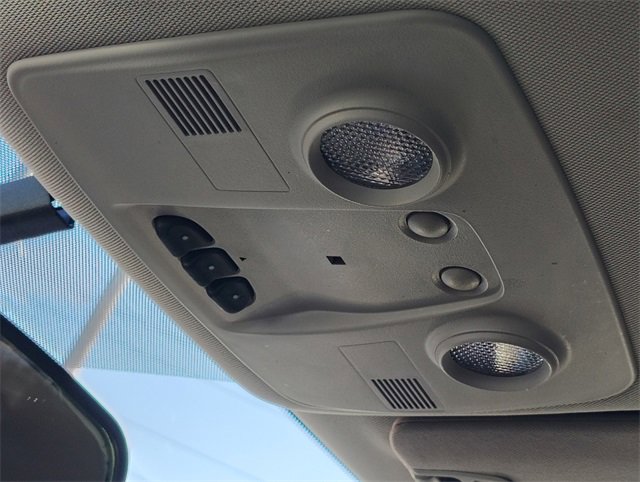 Used 2017 Chevrolet Traverse LT w/ Style and Technology Package image 27