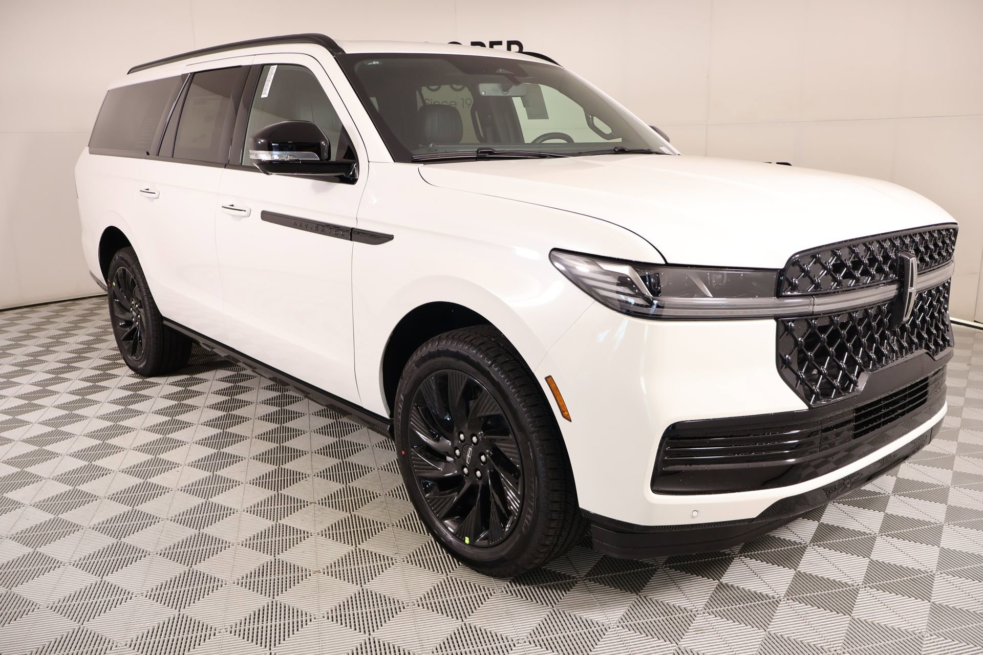 New 2026 Lincoln Navigator L Reserve