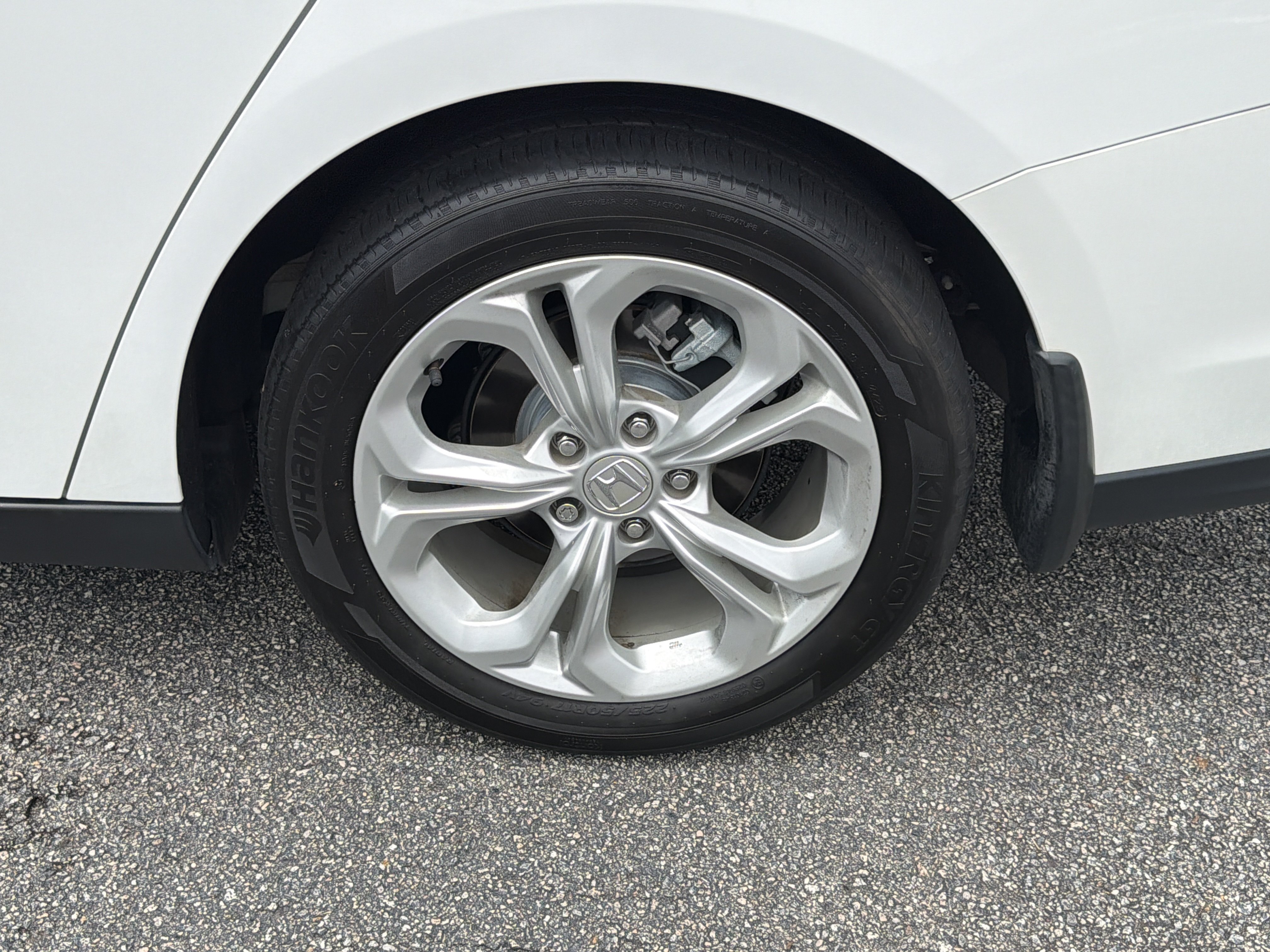 Used 2024 Honda Accord LX image 11