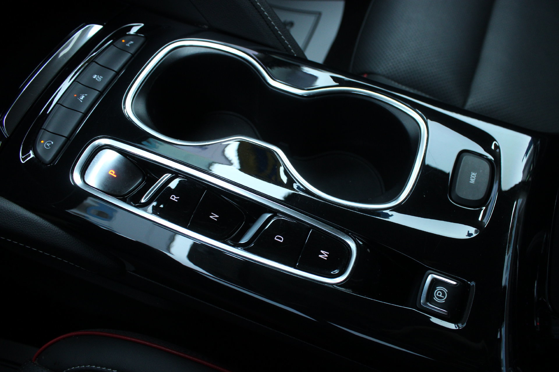 Used 2022 Buick Envision Essence w/ Sport Touring Package FWD image 43