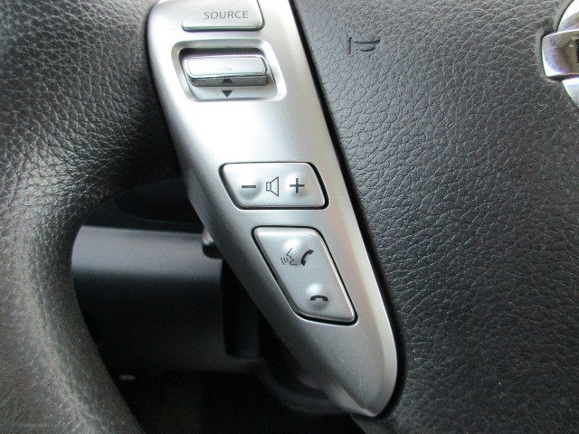 Used 2019 Nissan Versa SV image 21