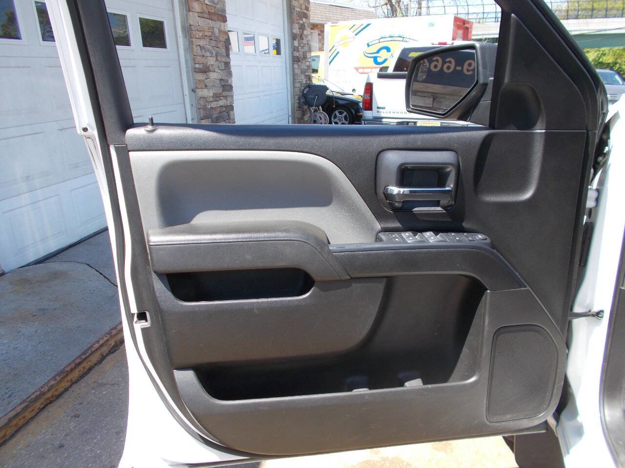 Used 2019 GMC Sierra 1500 Limited w/ Sierra Convenience Package AWD/4WD image 8