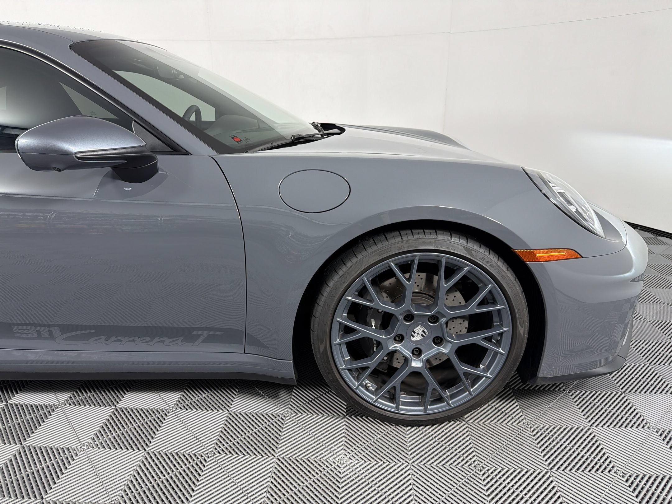 Certified 2025 Porsche 911 Carrera T RWD image 12
