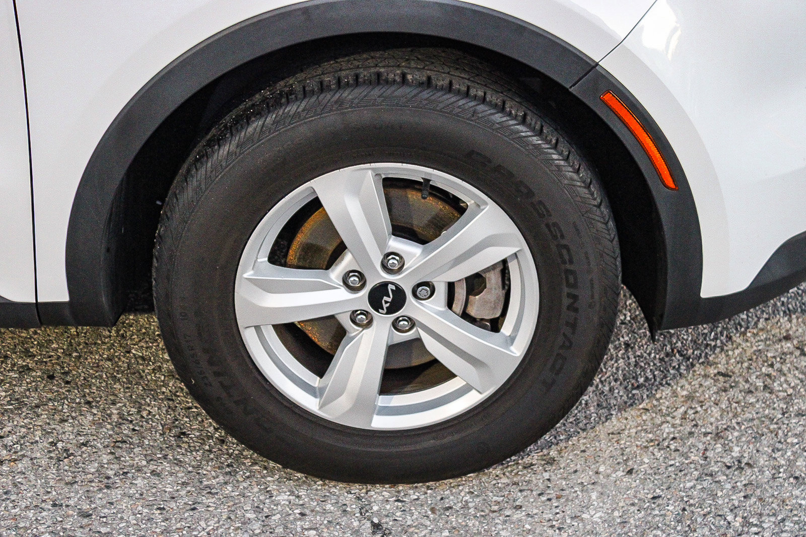 Used 2023 Kia Sorento LX image 10