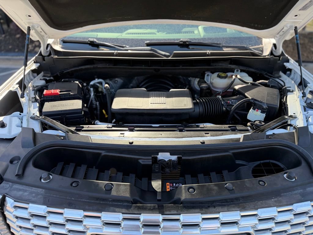 Used 2023 GMC Yukon Denali AWD/4WD image 6