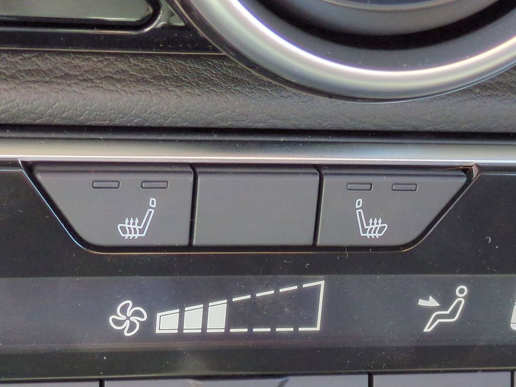 New 2025 Nissan Sentra SR w/ Midnight Edition image 13