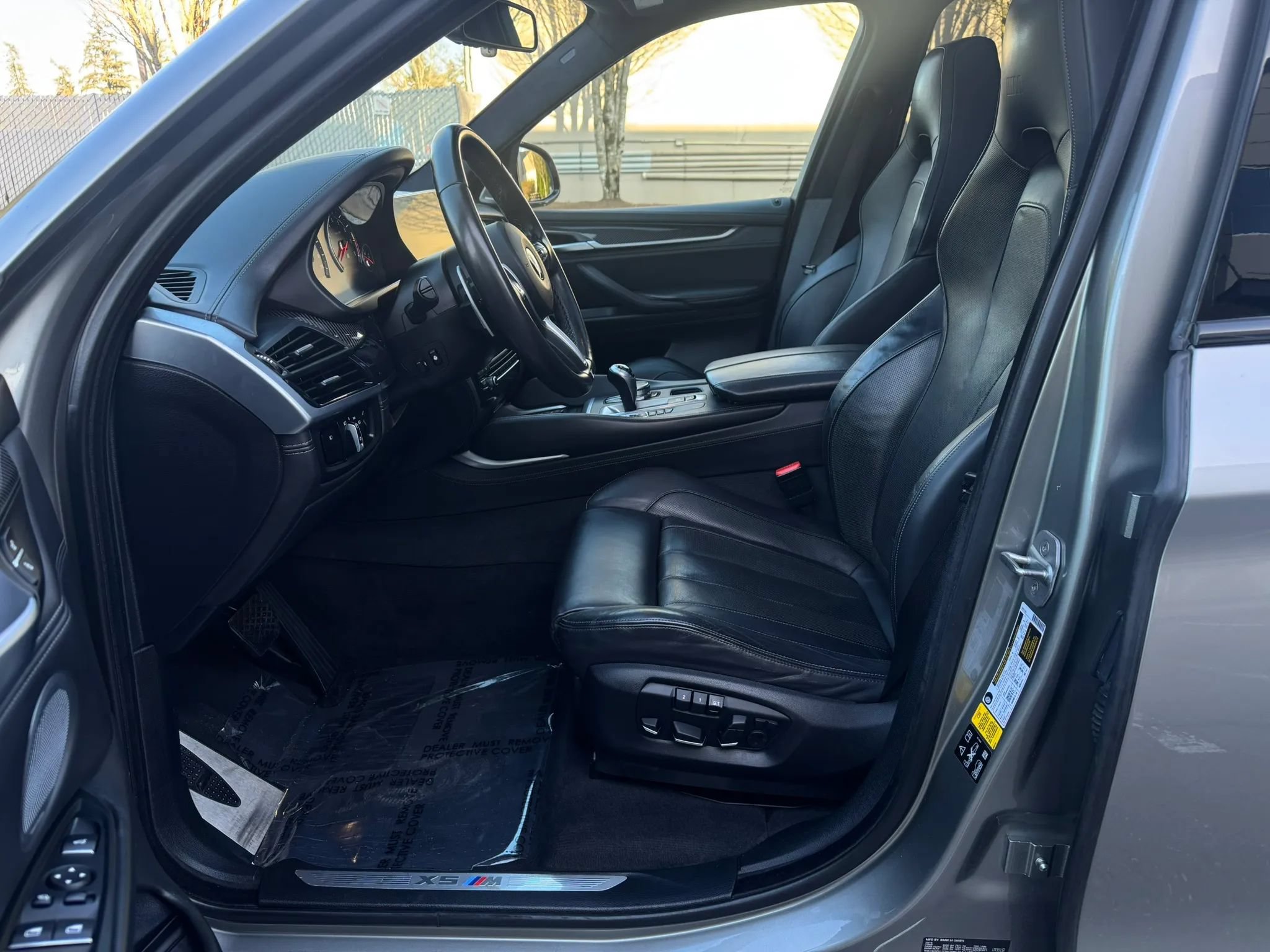 Used 2017 BMW X5 M AWD/4WD image 24