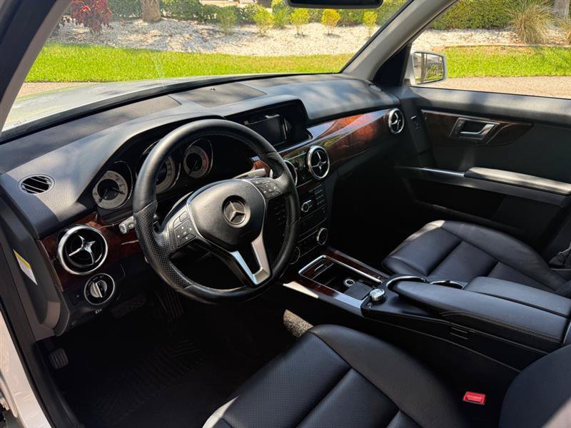 Used 2014 Mercedes-Benz GLK 250 BlueTEC 4MATIC image 9