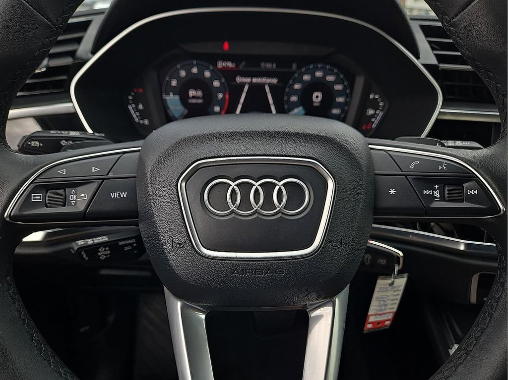 Used 2025 Audi Q3 2.0T Premium image 20
