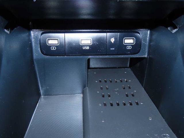 Used 2022 Kia Sorento SX Prestige image 31