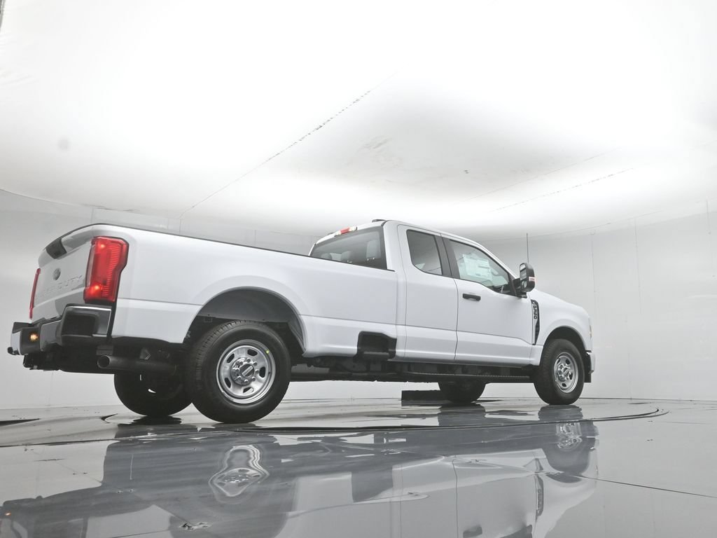 New 2026 Ford F350 XL w/ XL Chrome Package RWD image 46