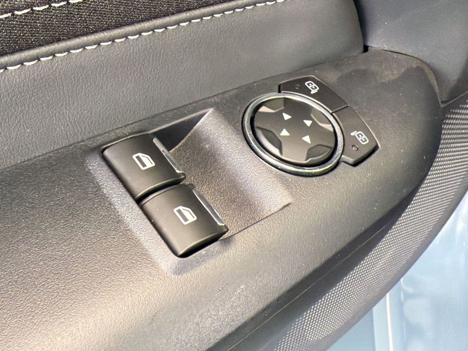 Used 2025 Ford Mustang Coupe image 19