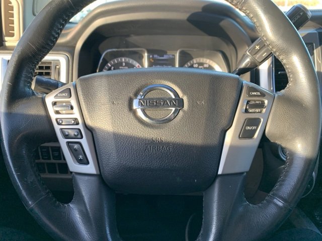Used 2016 Nissan Titan SL image 11