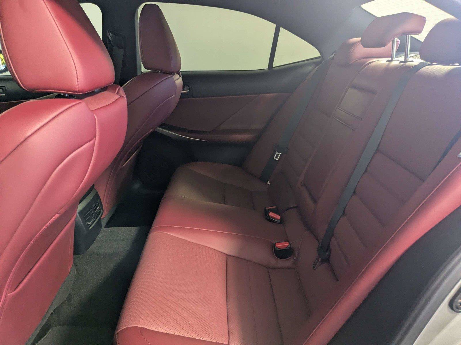 Used 2020 Lexus IS 350 F Sport w/ F Sport Package RWD image 34