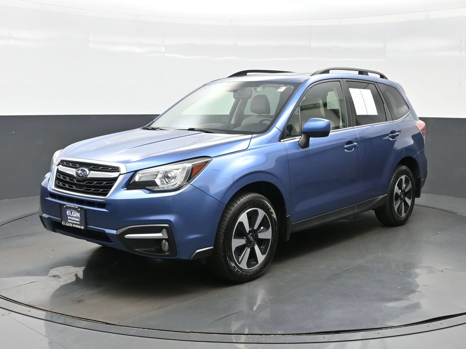 Used 2017 Subaru Forester 2.5i Limited AWD/4WD image 2
