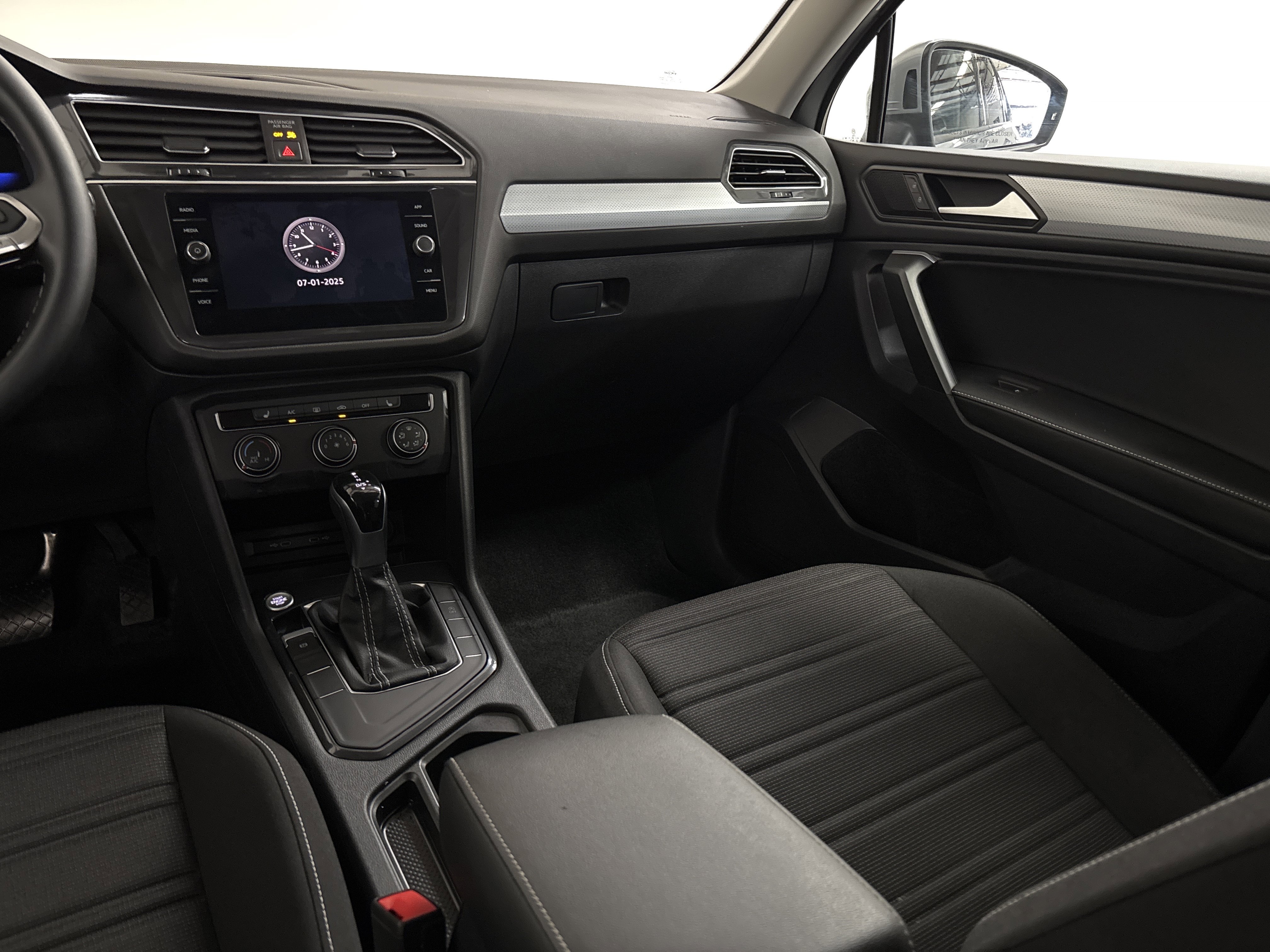 Used 2024 Volkswagen Tiguan S FWD image 12