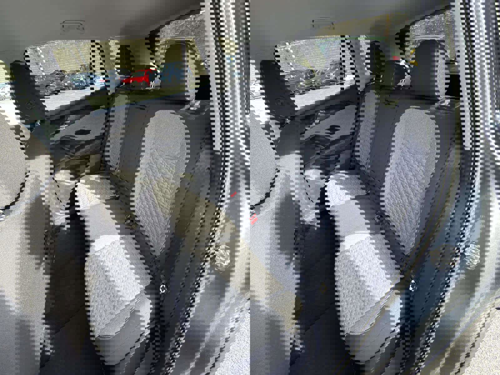 Used 2025 Volkswagen Tiguan S image 25