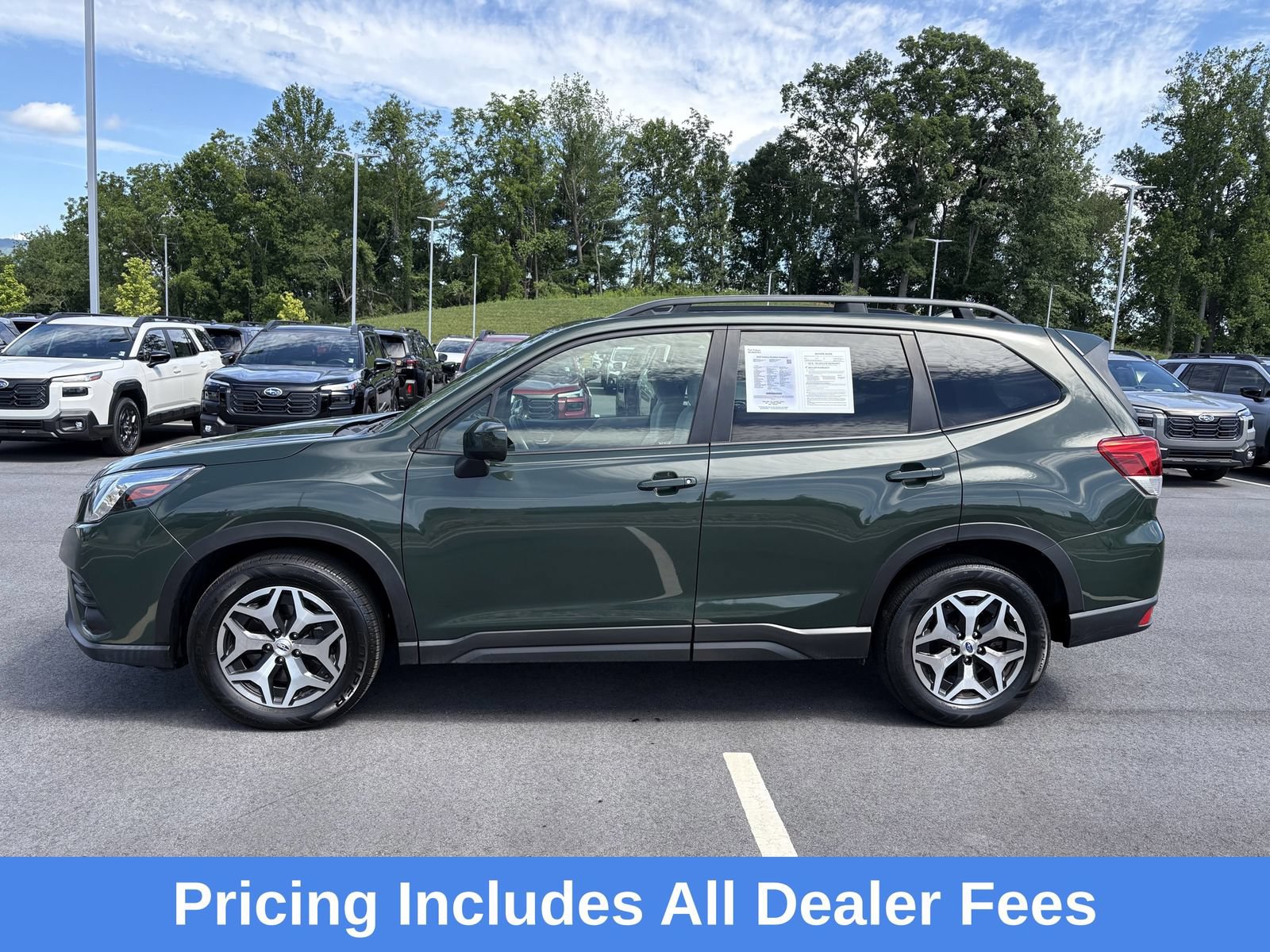 Used 2023 Subaru Forester Premium AWD/4WD image 4