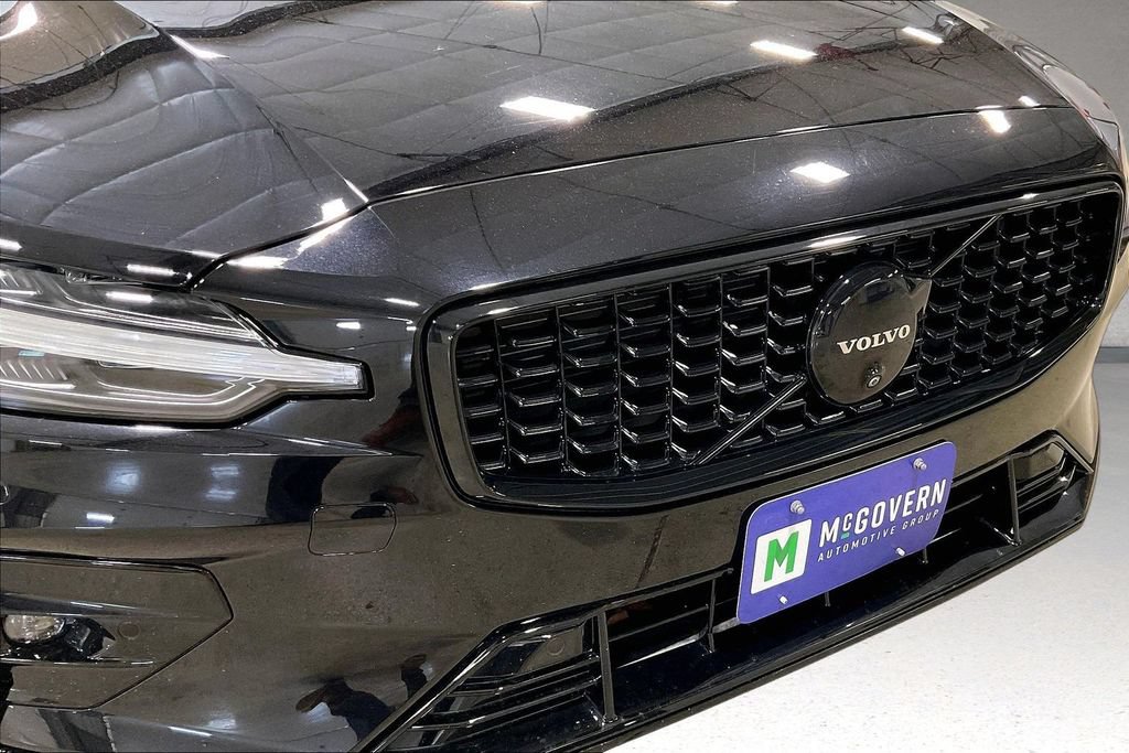 Certified 2024 Volvo S60 B5 Plus w/ Climate Package AWD/4WD image 33