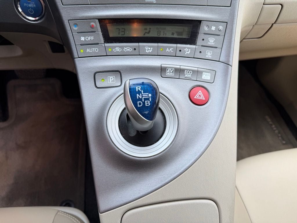 Used 2014 Toyota Prius Four FWD image 14
