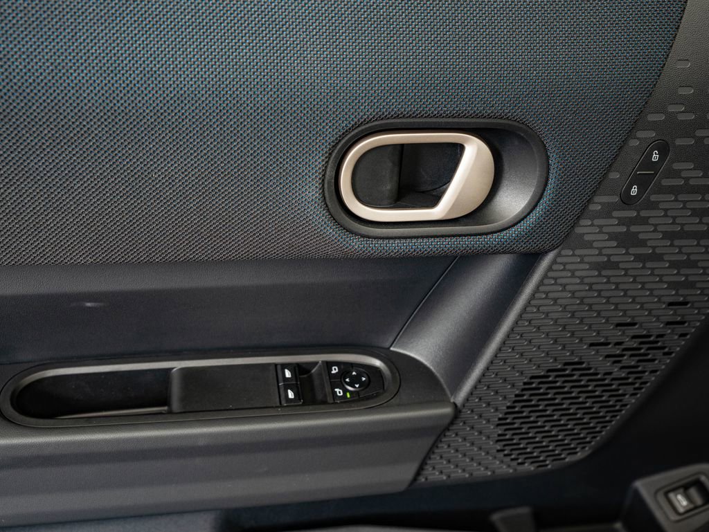 New 2026 MINI Cooper 2-Door Hardtop FWD image 23