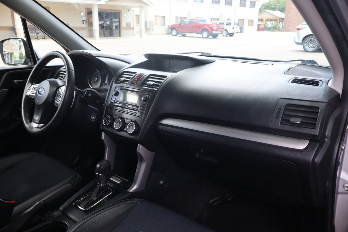 Used 2015 Subaru Forester 2.0XT Premium AWD/4WD image 17