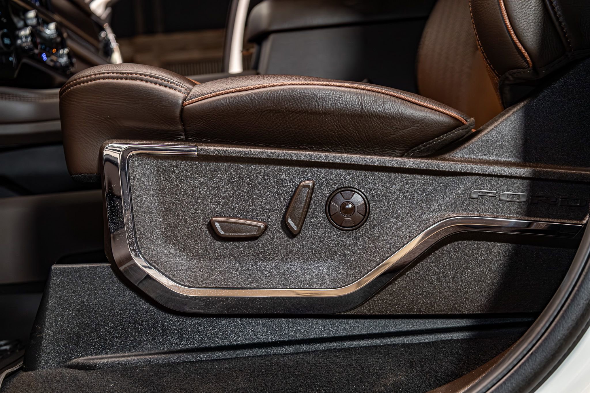 Used 2026 Ford F450 King Ranch w/ FX4 Off-Road Package AWD/4WD image 26