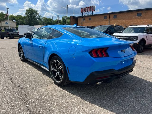 Certified 2024 Ford Mustang Coupe RWD image 6