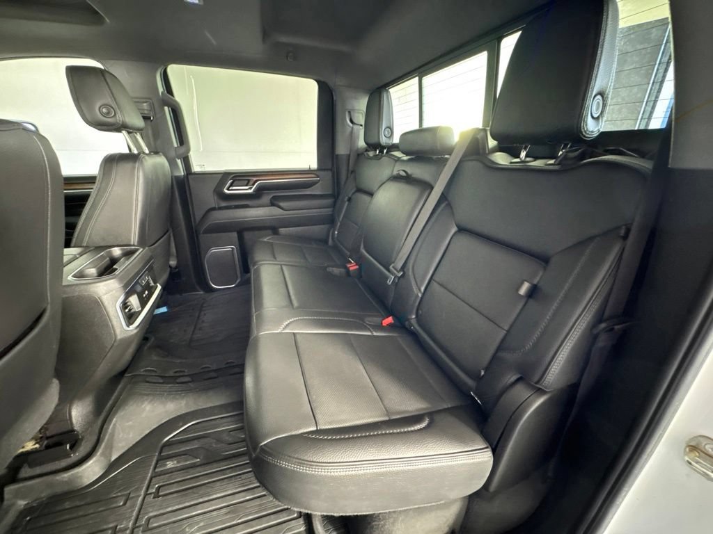Used 2024 GMC Sierra 3500 Denali w/ Denali Reserve Package AWD/4WD image 37