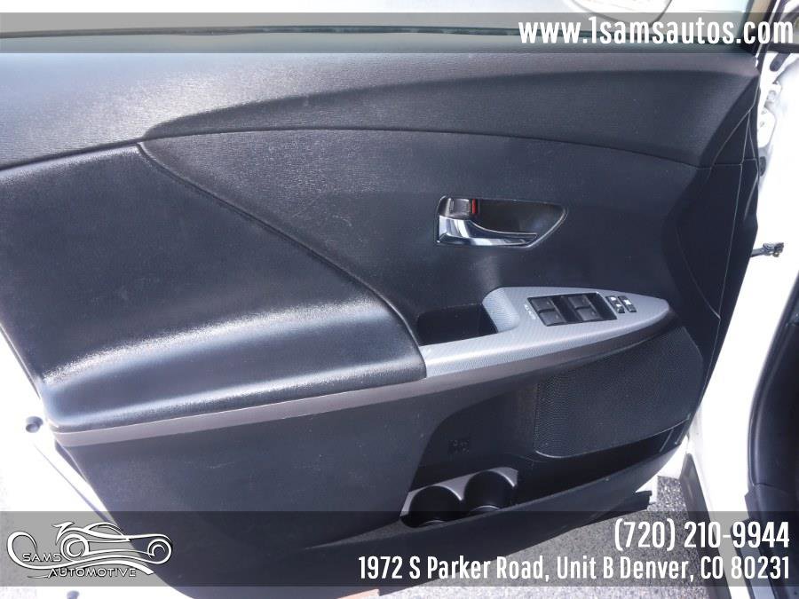 Used 2014 Toyota Venza LE FWD image 36