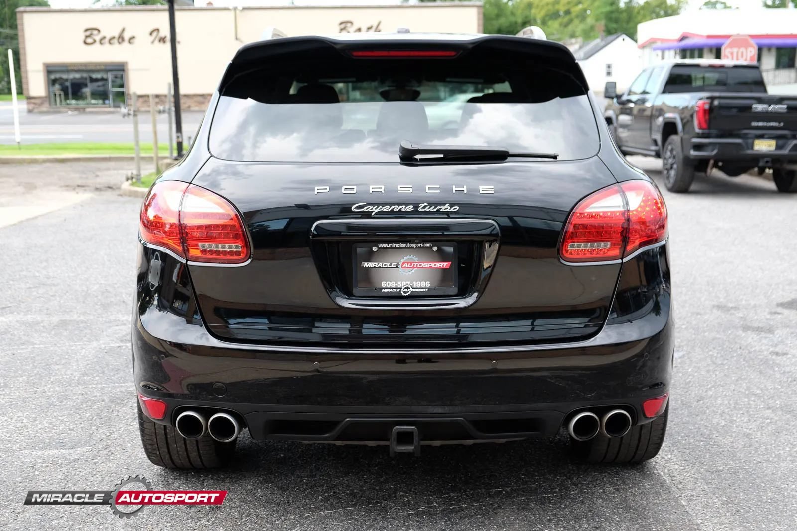 Used 2014 Porsche Cayenne Turbo AWD/4WD image 6
