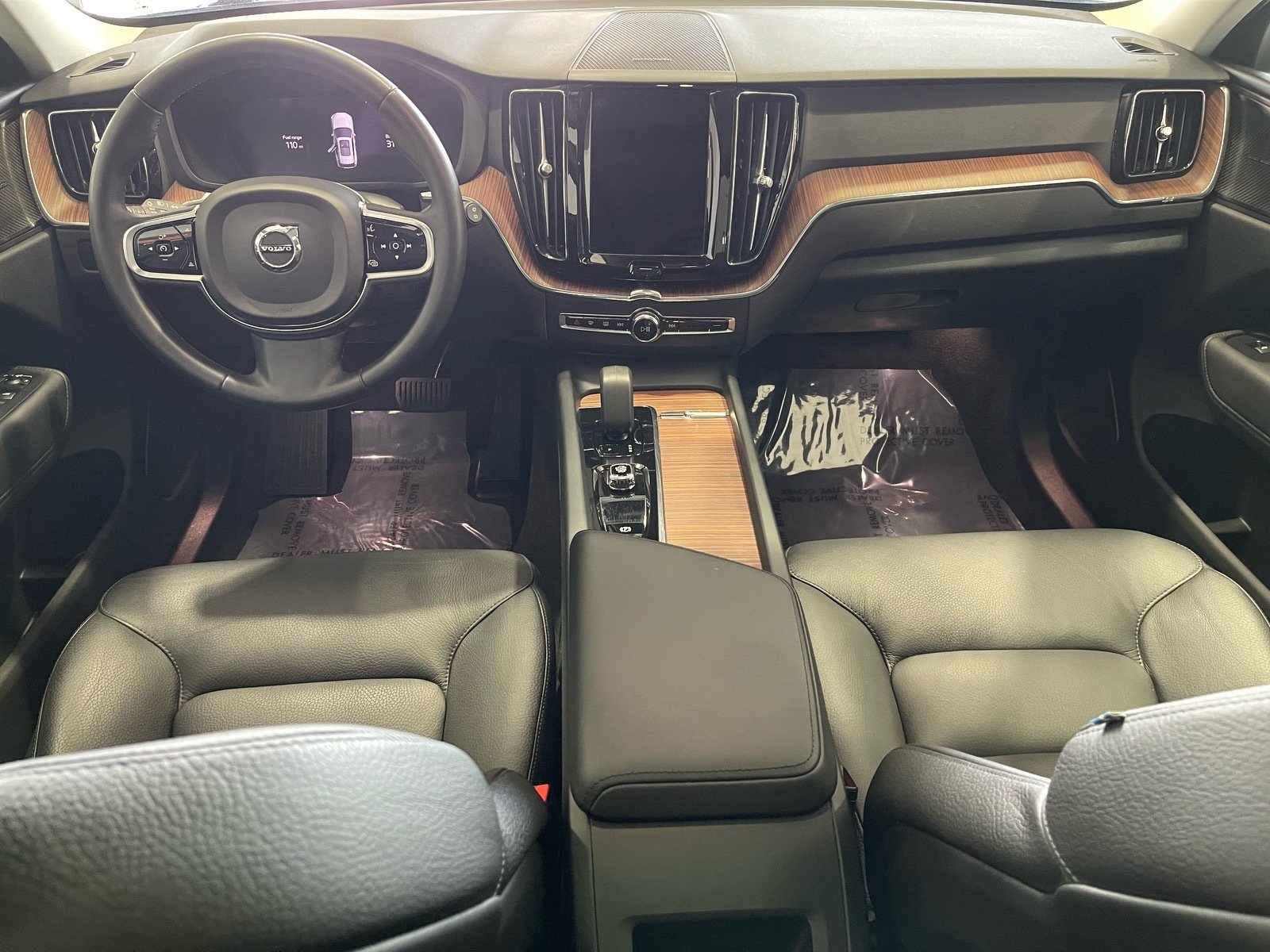 Used 2024 Volvo XC60 T8 Plus AWD/4WD image 29
