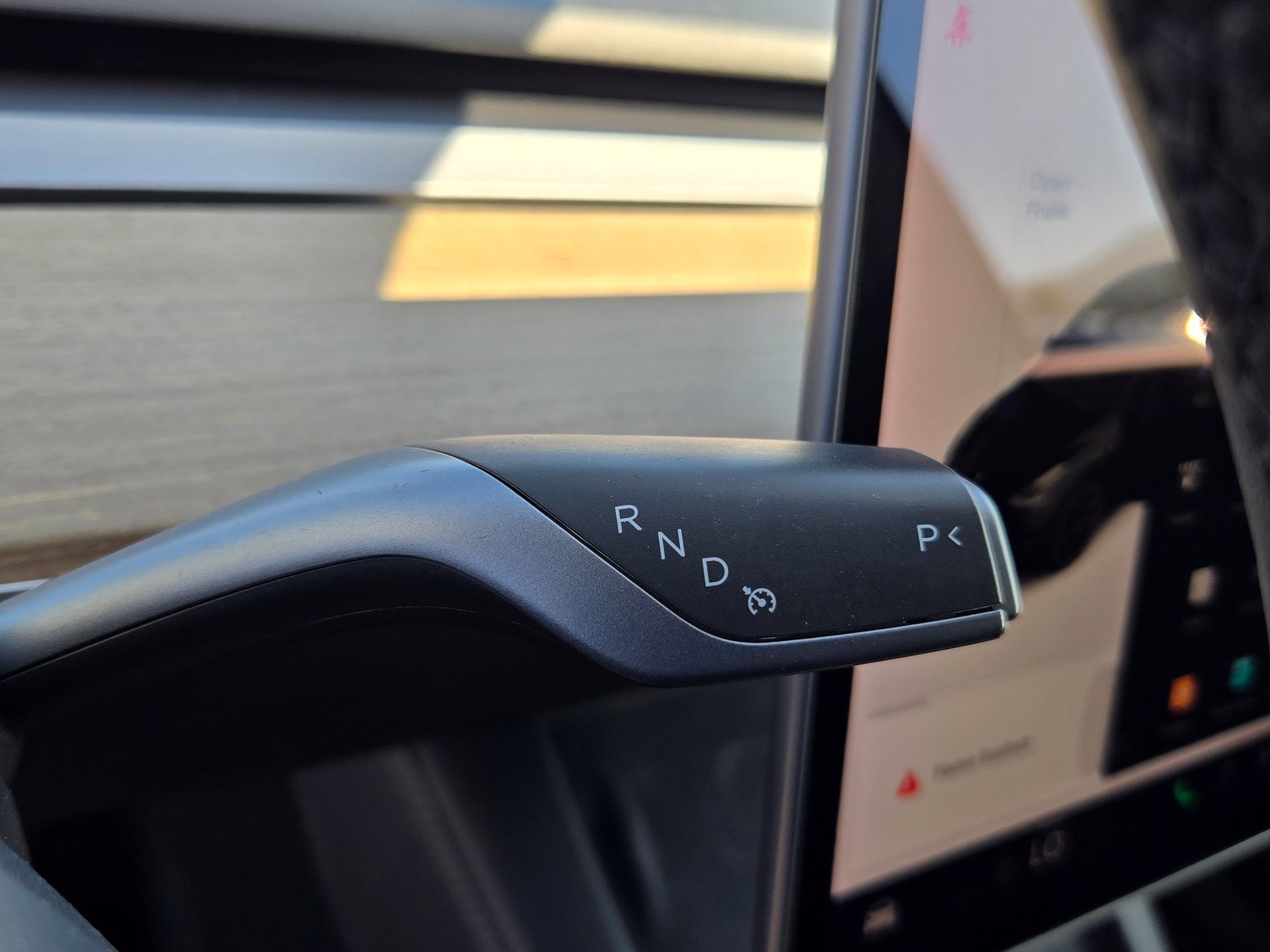 Used 2021 Tesla Model Y Long Range AWD/4WD image 23