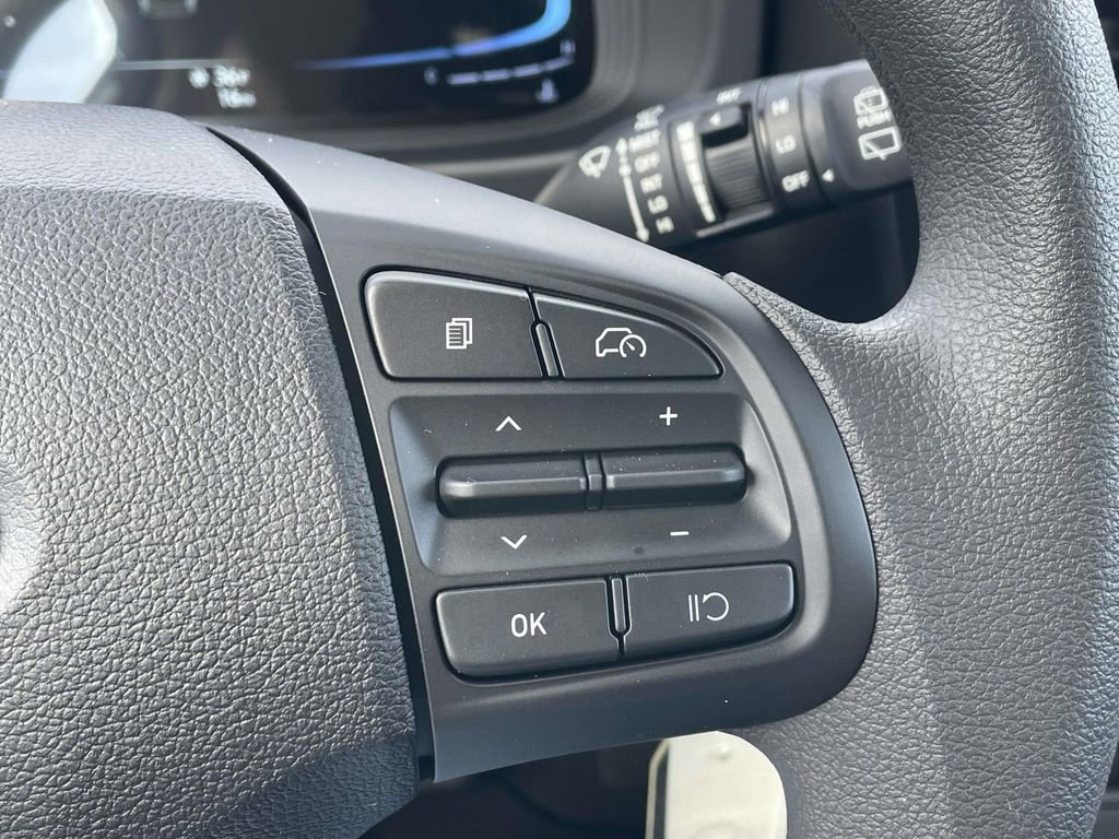 Certified 2026 Hyundai Venue SE image 23