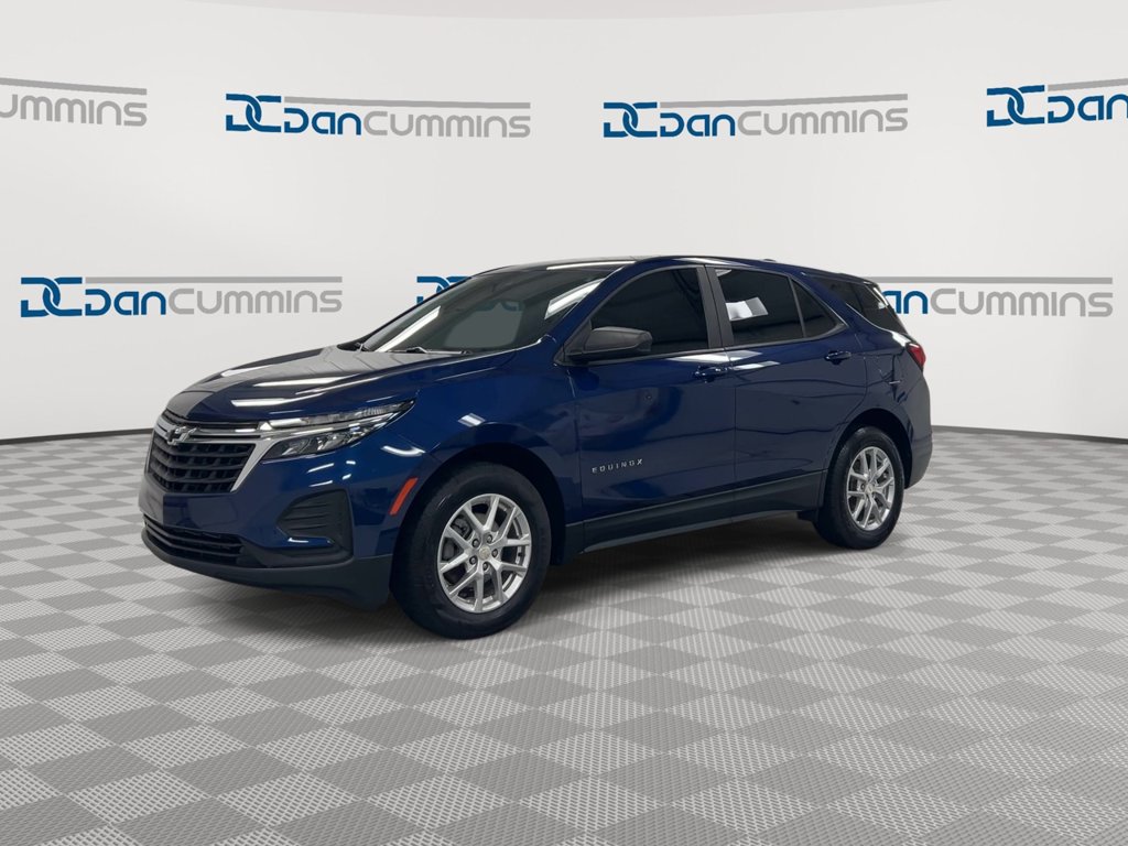Used 2022 Chevrolet Equinox LS FWD image 4