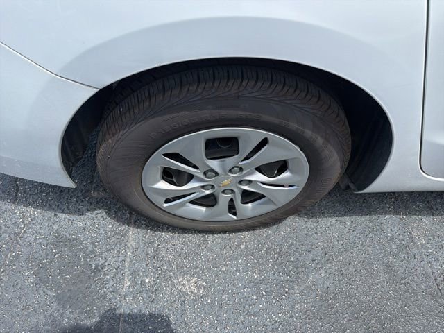 Used 2019 Chevrolet Cruze LS FWD image 8