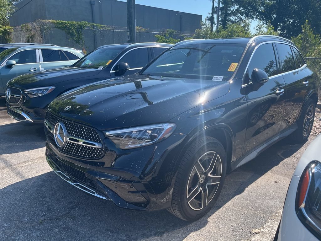 Used 2026 Mercedes-Benz GLC 300 video 2